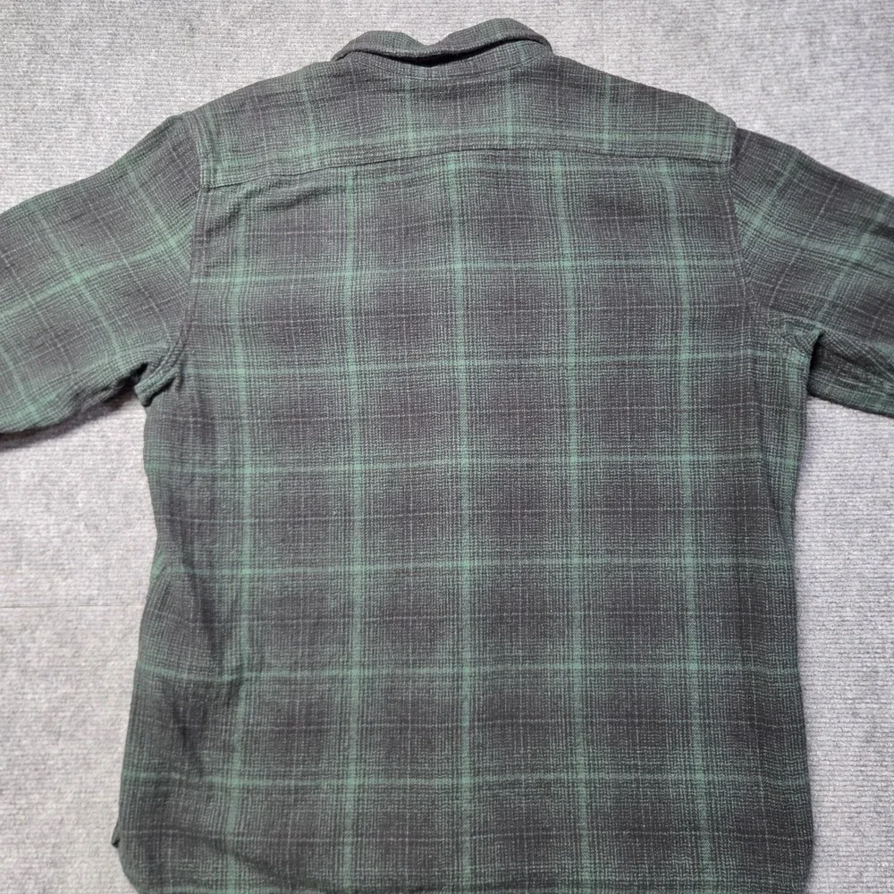 Levis Relaxed Fit Flannel Shirt Mens Large Green Black Plaid Long Sleeve 19587